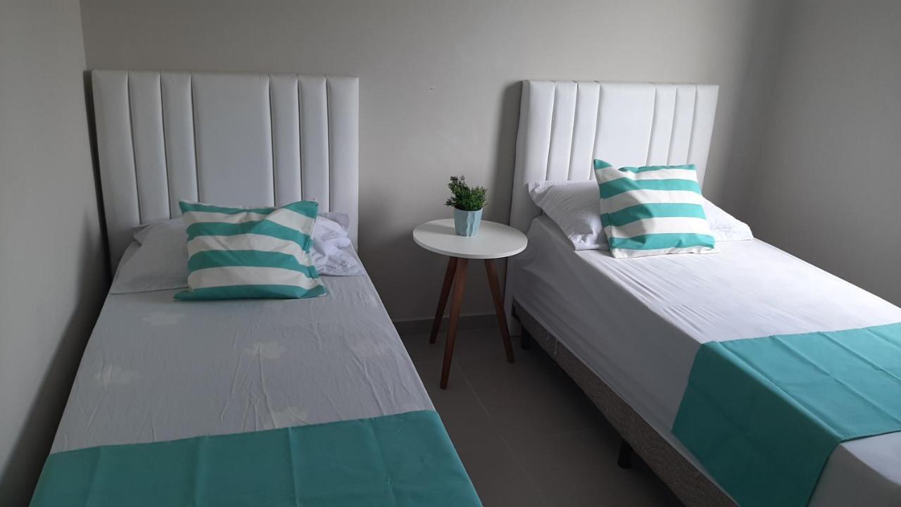 Apartamento 2 Quartos Com Estacionamento Tijucas Esterno foto